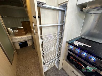 2026 Airstream Flying Cloud - Photo 26