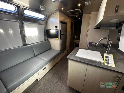 2026 Airstream Flying Cloud - Photo 13