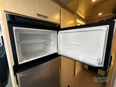 2026 Airstream Flying Cloud - Photo 29
