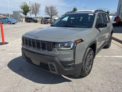 2026 Jeep Cherokee — photo 12 view