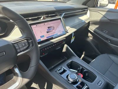 2026 Jeep Cherokee — photo 66 view