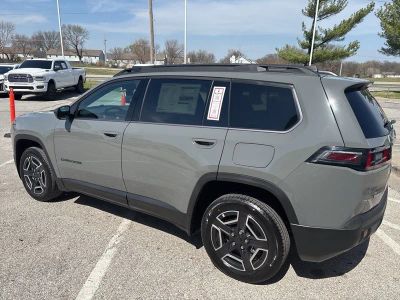 2026 Jeep Cherokee — photo 18 view