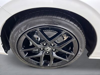 2026 Honda Civic Sedan Hybrid - Photo 12