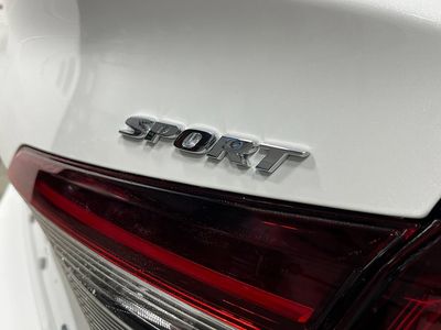 2026 Honda Civic Sedan Hybrid - Photo 10