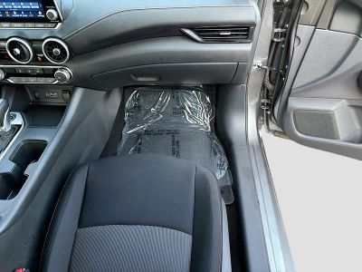 2025 Nissan Sentra — photo 17 view