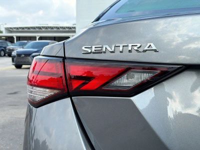 2025 Nissan Sentra — photo 10 view