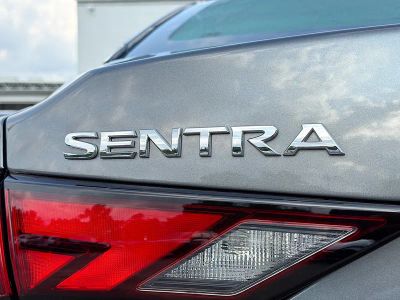 2025 Nissan Sentra — photo 11 view