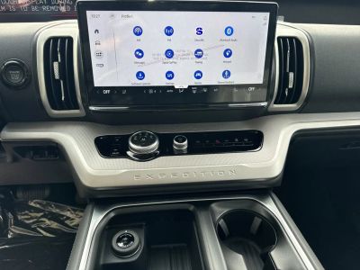 2026 Ford Expedition Max — photo 27 view