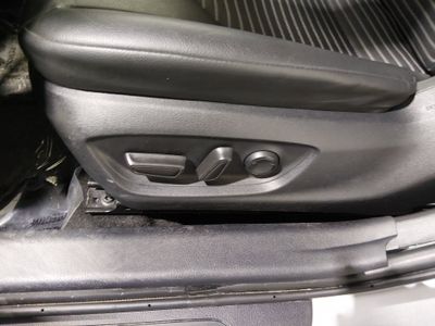 2024 Toyota Camry - Photo 16