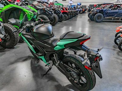 2026 Yamaha YZF-R3 - Photo 5