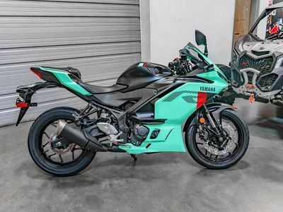 2026 Yamaha YZF-R3 - Photo 3