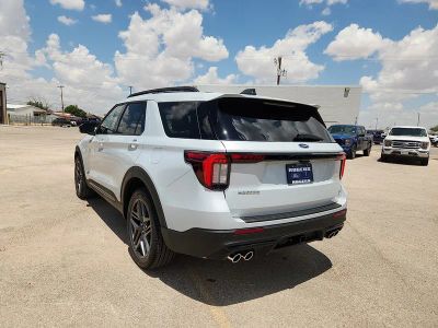 2026 Ford Explorer — detail view