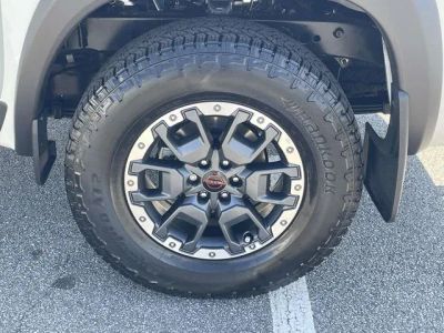2025 Nissan Frontier - Photo 9