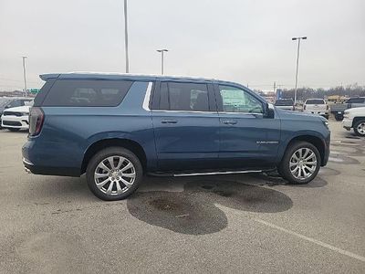 2026 Chevrolet Suburban - Photo 9