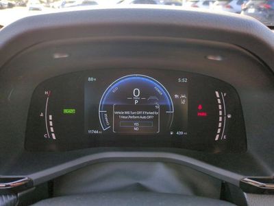 2025 Toyota Camry - Photo 11