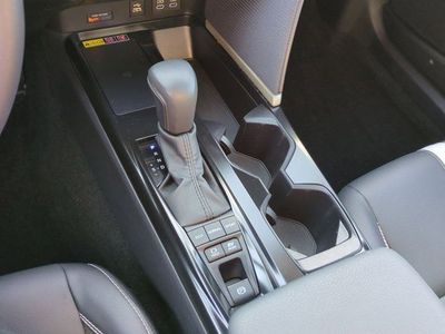 2025 Toyota Camry - Photo 14