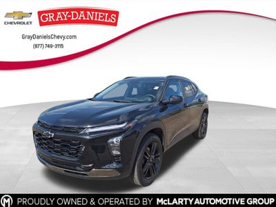 2026 Chevrolet Trax ACTIV in Mosaic Black Metallic — front three-quarter view