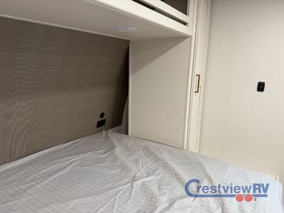 2026 Grand Design Transcend One — photo 19 view