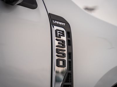 2024 Ford F-350SD - Photo 15