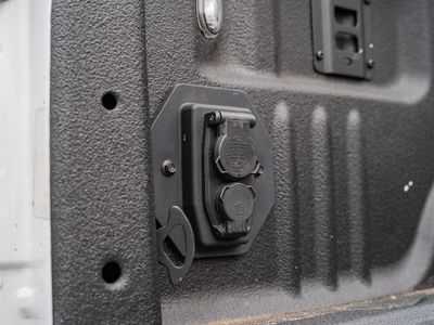 2024 Ford F-350SD - Photo 27