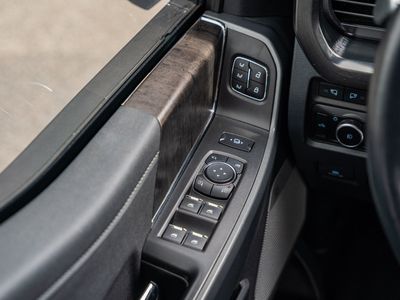 2024 Ford F-350SD - Photo 38