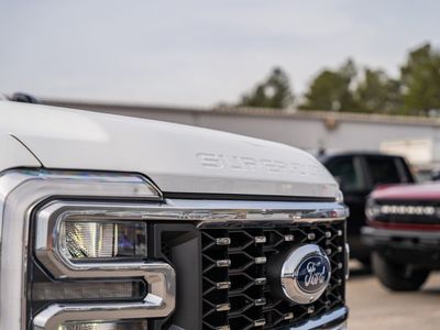 2024 Ford F-350SD - Photo 24