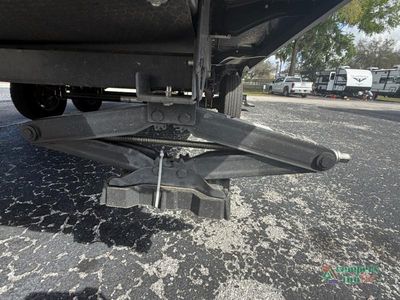 2025 Grand Design Imagine XLS — photo 48 view