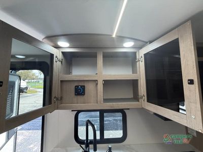 2025 Grand Design Imagine XLS — photo 25 view