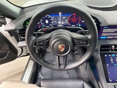 2025 Porsche Taycan — photo 37 view