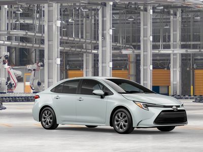 2026 Toyota Corolla Hybrid — photo 14 view