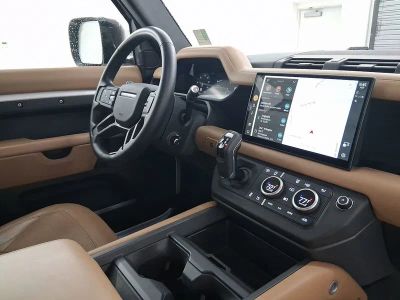 2026 2025 Defender 90 SUV - Photo 8