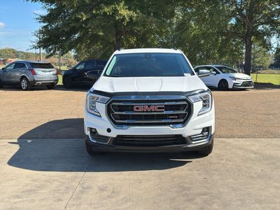 2022 GMC Terrain - Photo 2