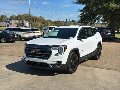 2022 GMC Terrain - Photo 3