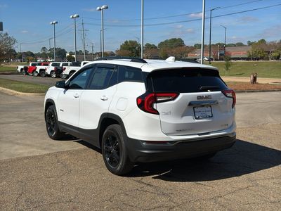2022 GMC Terrain - Photo 5