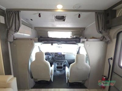 2021 Coachmen RV Leprechaun — photo 22 view