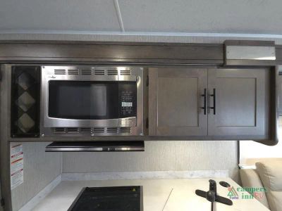 2021 Coachmen RV Leprechaun — photo 43 view
