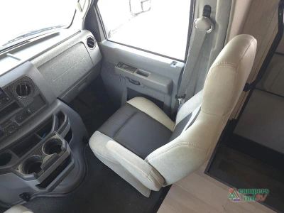 2021 Coachmen RV Leprechaun — photo 29 view