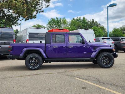 2026 Jeep Gladiator — side profile view