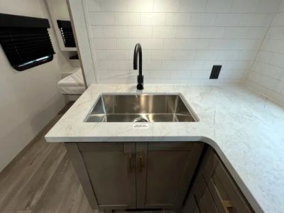 2027 Jayco NORTH TRAIL — photo 9 view