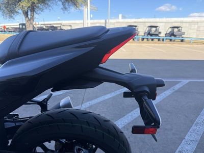 2026 Yamaha YZF-R3 - Photo 12