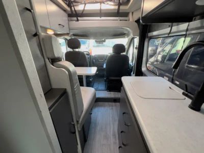 2023 Thor Motor Coach DAZZLE - Photo 4