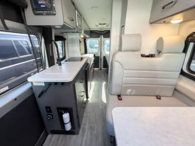 2023 Thor Motor Coach DAZZLE - Photo 5