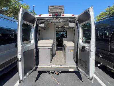 2023 Thor Motor Coach DAZZLE - Photo 2