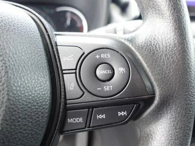 2024 Toyota RAV4 — photo 18 view
