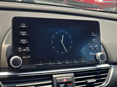 2019 Honda Accord Sedan — photo 22 view