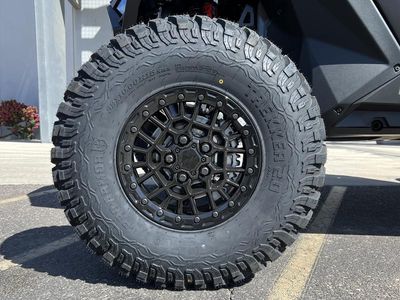 2026 Polaris RZR Pro R Ultimate - Photo 12