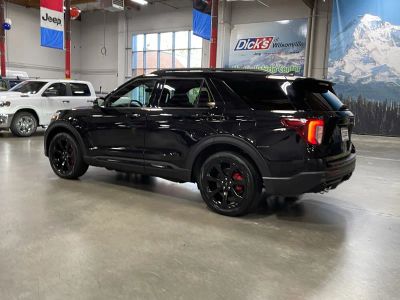 2023 Ford Explorer — rear three-quarter view