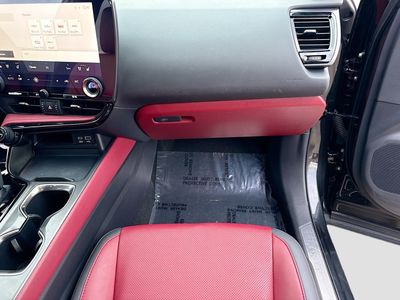2024 Lexus NX - Photo 18