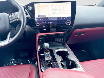 2024 Lexus NX - Photo 19