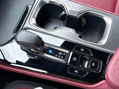2024 Lexus NX - Photo 29